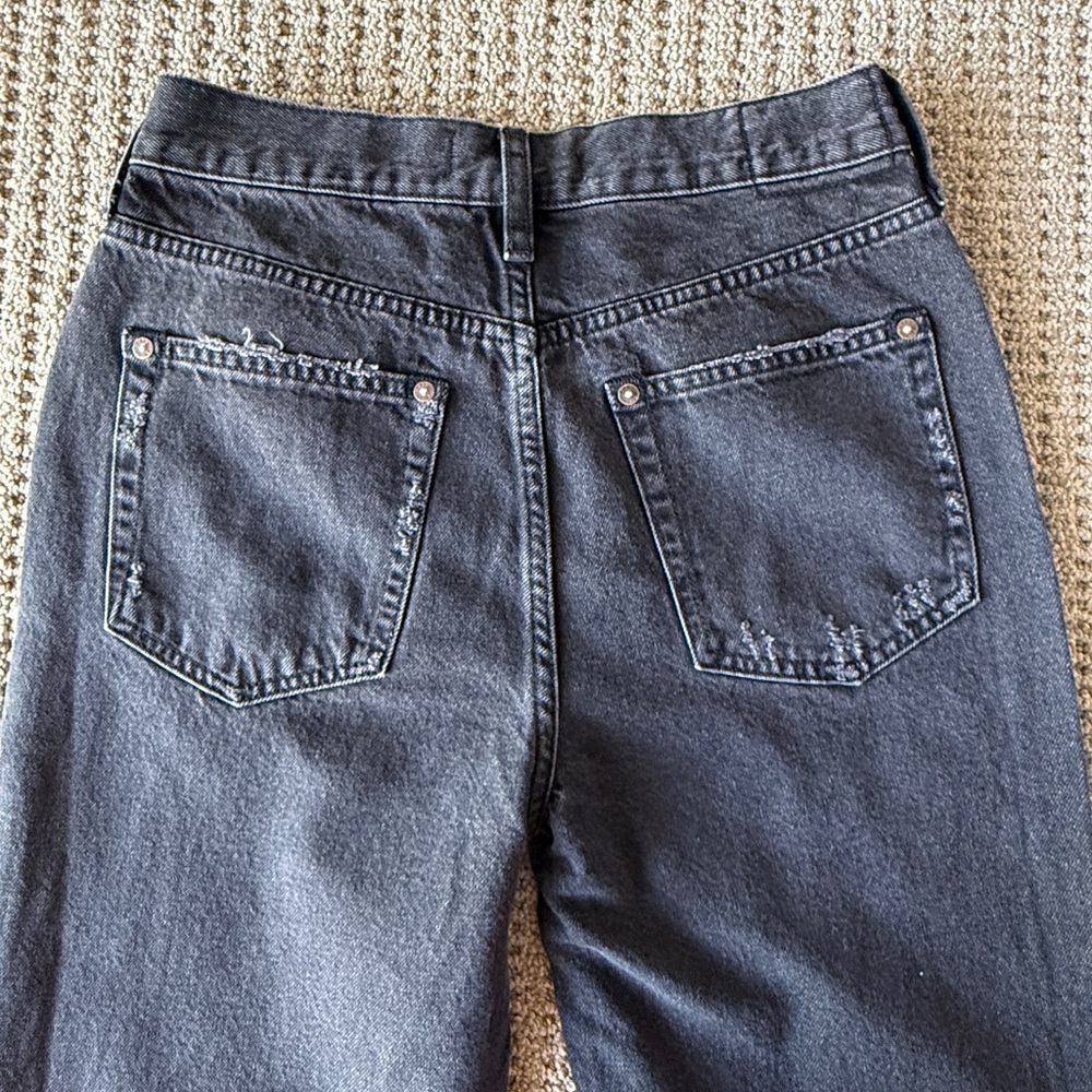 NWOT We the free! Charcoal Distressed Jeans.. Size 26 - Picture 13 of 14